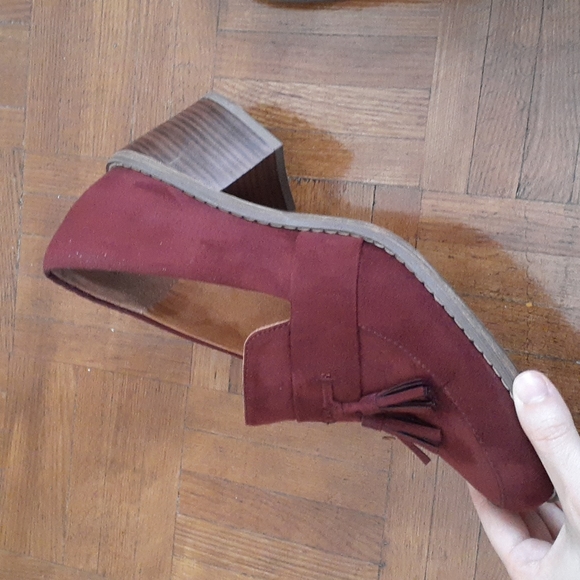 BC Burgundy Suede Block Chunky Tassle Loafer Heels - Picture 3 of 12